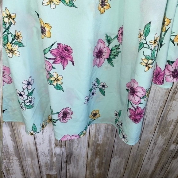 Lane Bryant Blue Floral Blouse - Picture 3 of 6